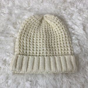 *Like New* Loft Off White with Gold thread accents Winter Hat/beanie